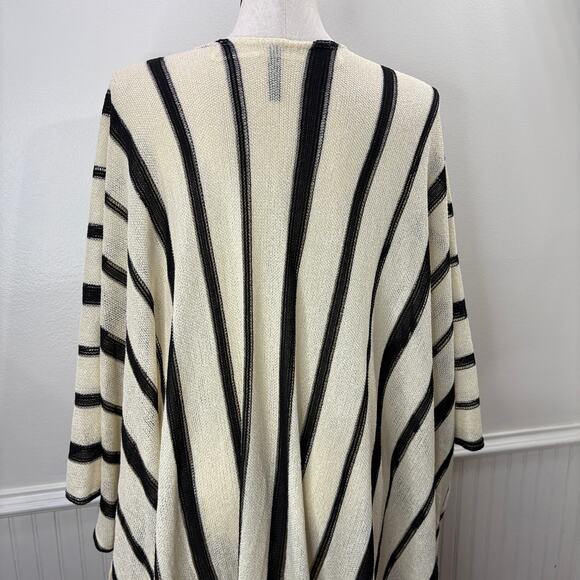 Torrid One Size Ruana Cardigan Sweater Ivory & Black Stripe Kimono Poncho Boho - Picture 10 of 12